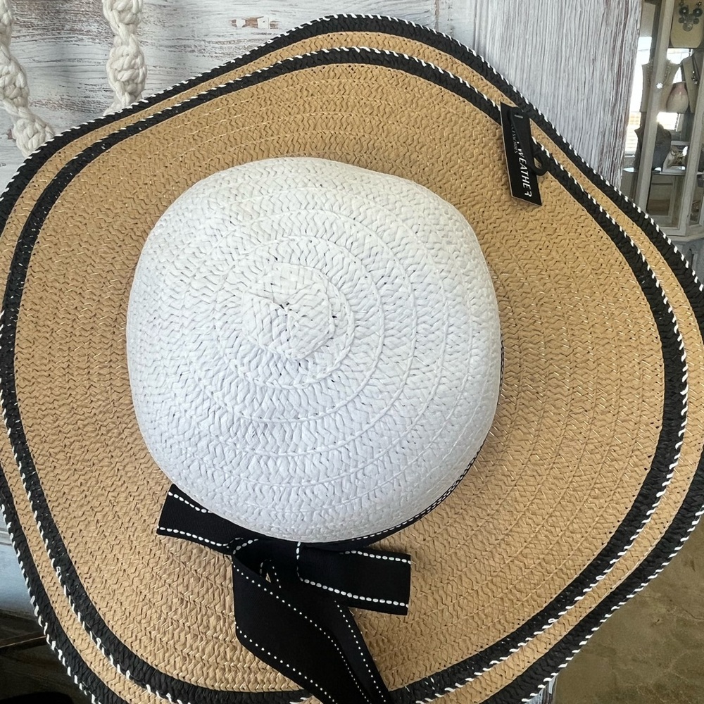 Elegant White and Tan Women's Sun Hat